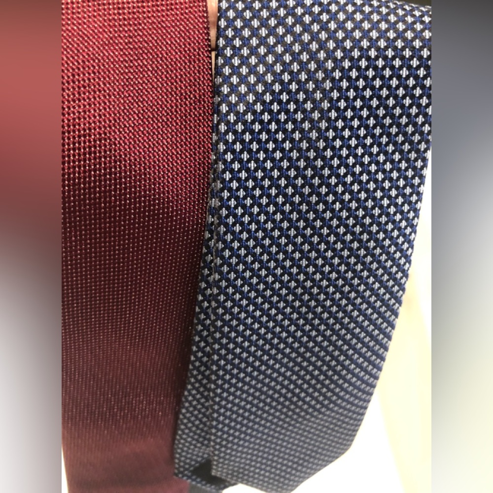 Lot of 2 skinny men’s ties de fursac and Hugo boss